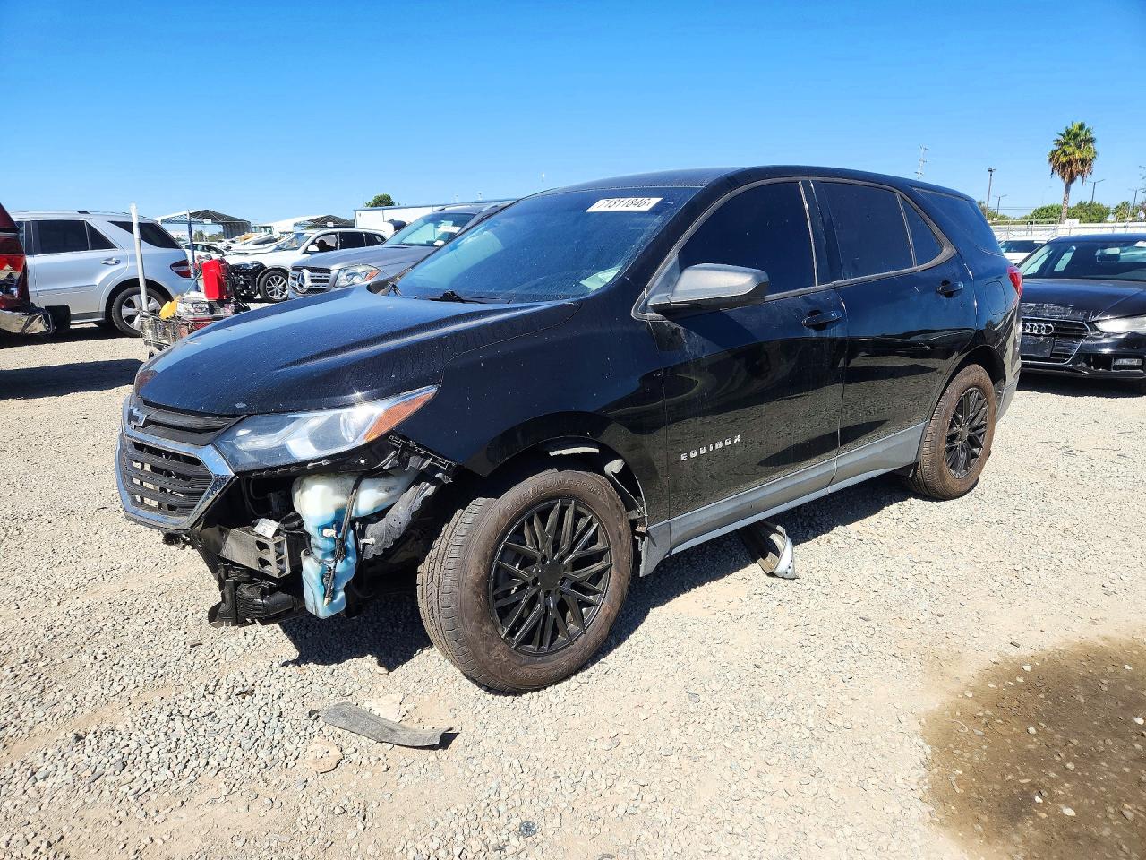 2018 CHEVROLET EQUINOX LS — Front 3/4