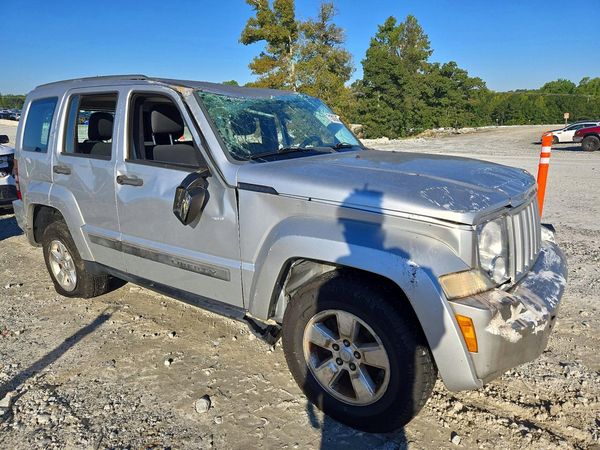 2012 JEEP LIBERTY Sport — Passenger 3/4