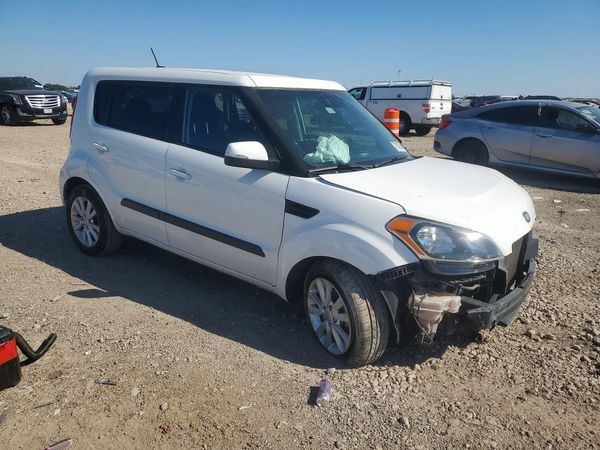 2013 KIA SOUL All Trims — Passenger 3/4