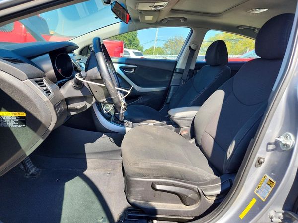 2015 HYUNDAI ELANTRA GLS(Middle) — DENT