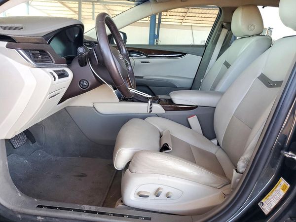 2015 CADILLAC XTS Platinum Edition — DENT