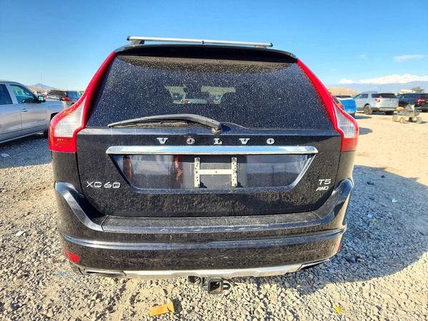 2015 VOLVO XC60 Premier (non R design) — DIRR