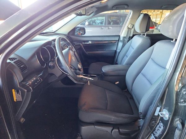 2012 KIA SORENTO GL(Middle-low grade) — DENT