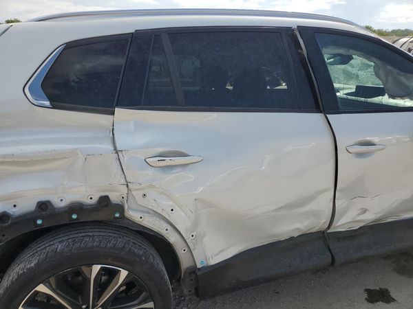 2023 MAZDA CX-50 Premium Plus Package