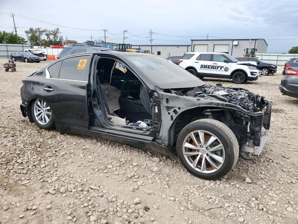 2018 INFINITI Q50 — Passenger 3/4