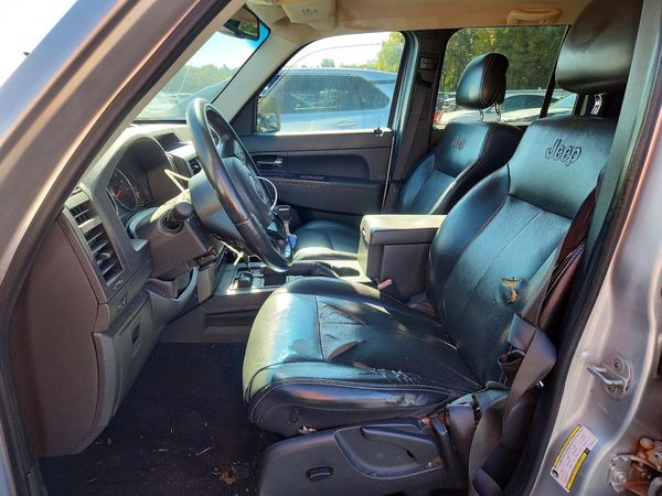 2012 JEEP LIBERTY Sport — DENT