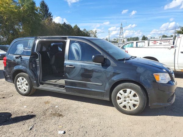2016 DODGE GRAND CARAVAN SE — Passenger 3/4