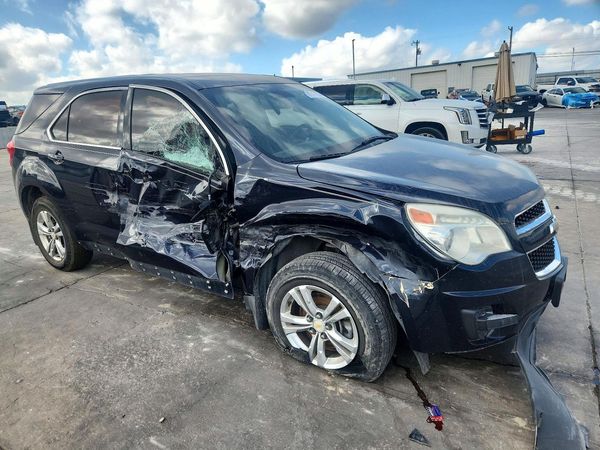 2015 CHEVROLET EQUINOX LS — Passenger 3/4