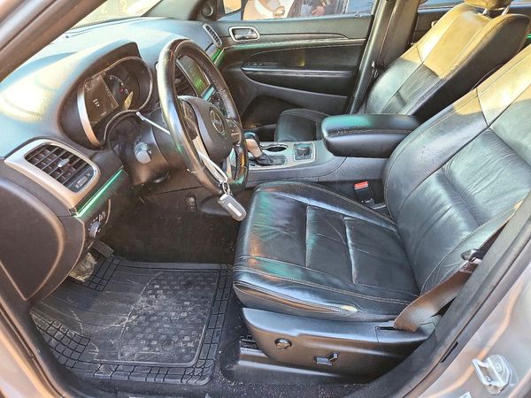 2016 JEEP CHEROKEE Limited — DENT