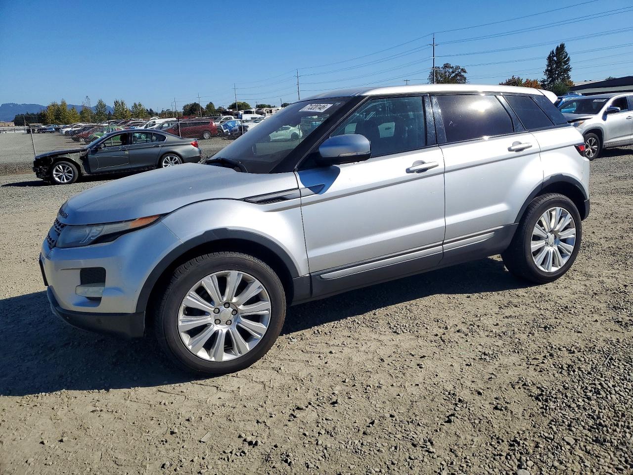 2012 LAND ROVER RANGEROVER Pure Premium — Front 3/4