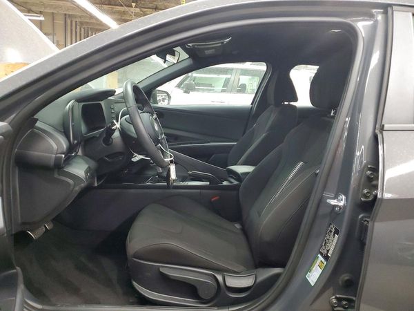 2026 HYUNDAI ELANTRA — DENT