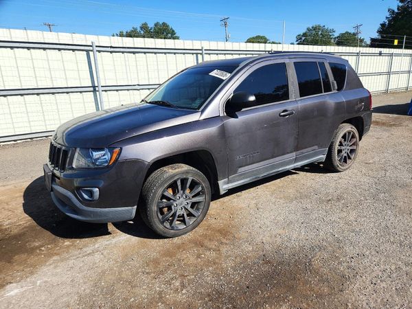 2015 JEEP COMPASS Sport — Front 3/4