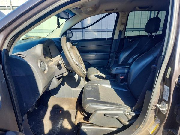 2015 JEEP COMPASS Sport — DENT