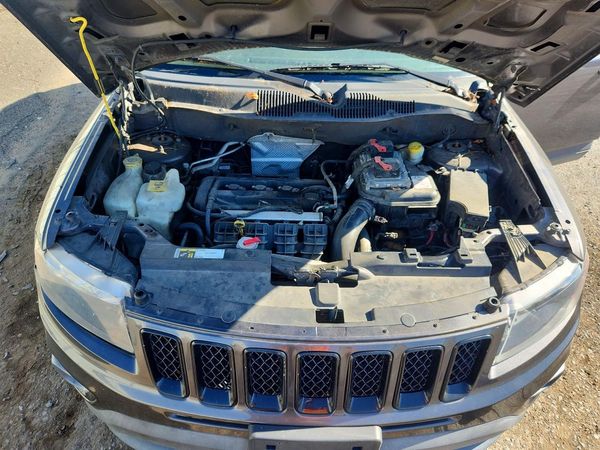 2015 JEEP COMPASS Sport — Engine bay