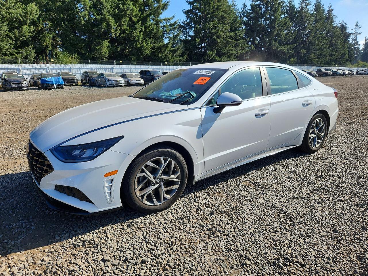 2022 HYUNDAI SONATA SEL — Front 3/4