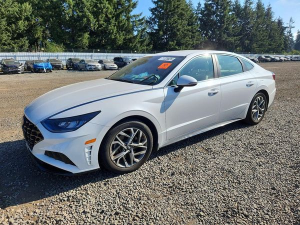 2022 HYUNDAI SONATA SEL — Front 3/4