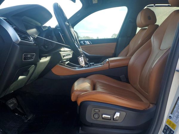 2019 BMW X5 xDrive40i — DENT
