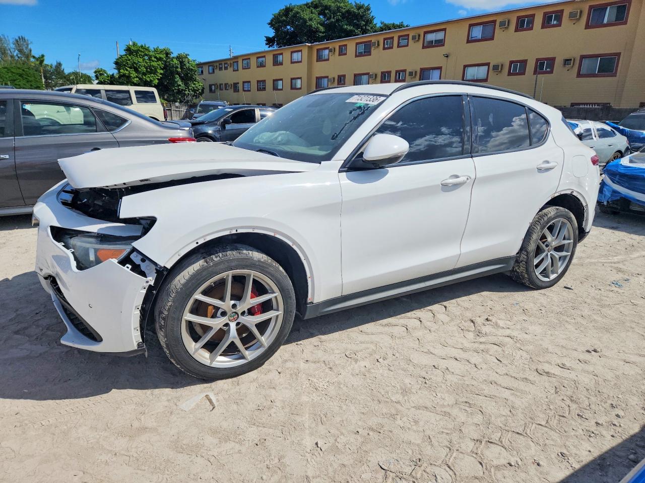 2019 ALFA ROMEO STELVIO TI AWD — Front 3/4
