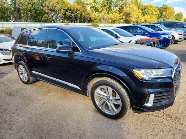 2020 AUDI Q7 quattro Premium Plus — Passenger 3/4