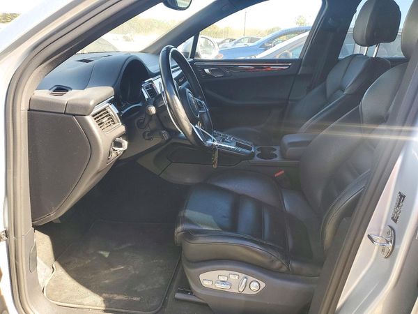 2015 PORSCHE MACAN — DENT
