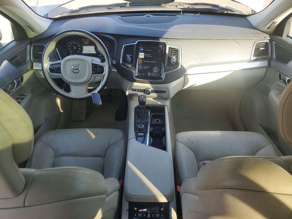 2016 VOLVO XC90 SV42 Momentum — CKPT