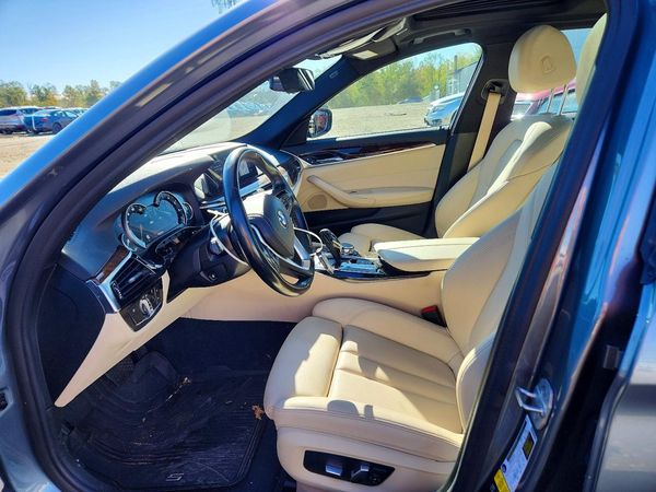 2018 BMW 530 xDrive — DENT
