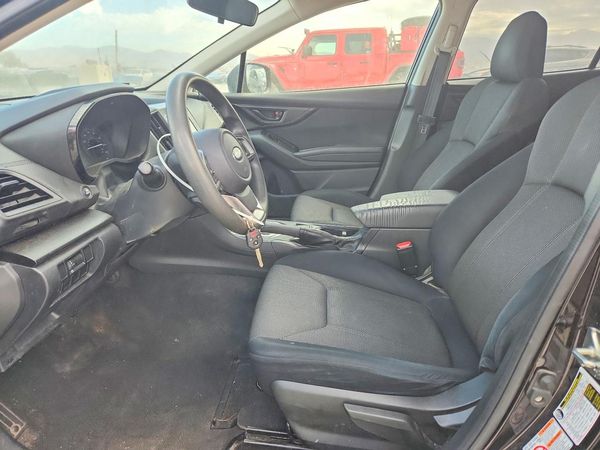 2019 SUBARU CROSSTREK Base+ES — DENT