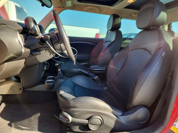 2012 MINI COOPER — DENT