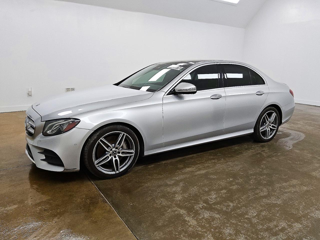 2018 MERCEDES-BENZ E E 400-4M — Front 3/4