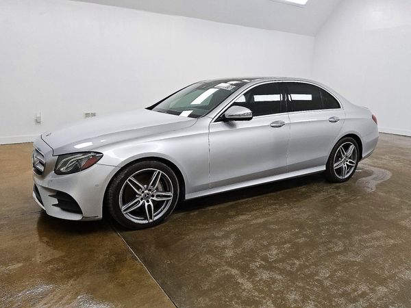 2018 MERCEDES-BENZ E E 400-4M — Front 3/4