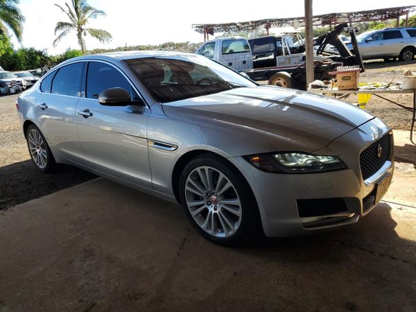 2019 JAGUAR XF Prestige