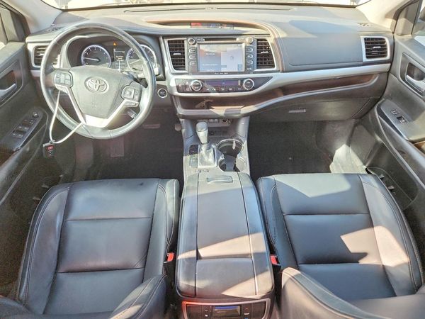 2018 TOYOTA HIGHLANDER SE/XLE — CKPT