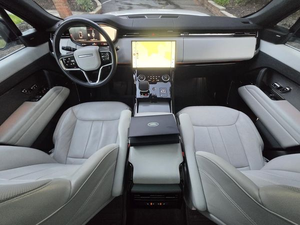 2023 LAND ROVER RANGE ROVER SPORT P360 Dynamic SE