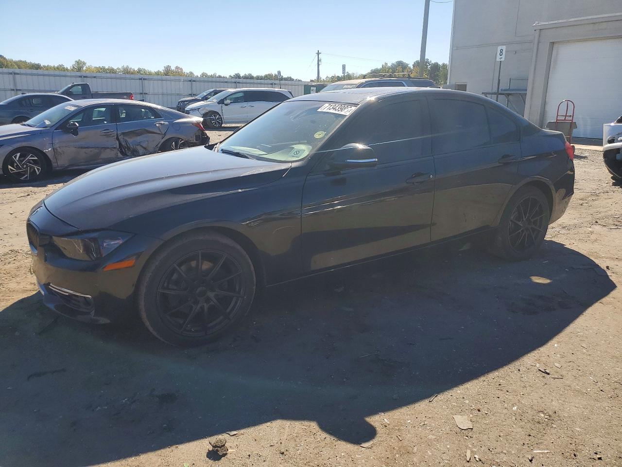 2013 BMW 328 xDrive SA — Front 3/4