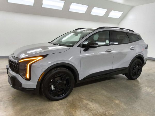 2026 KIA SPORTAGE HYBRID EX, X-Line — Front 3/4