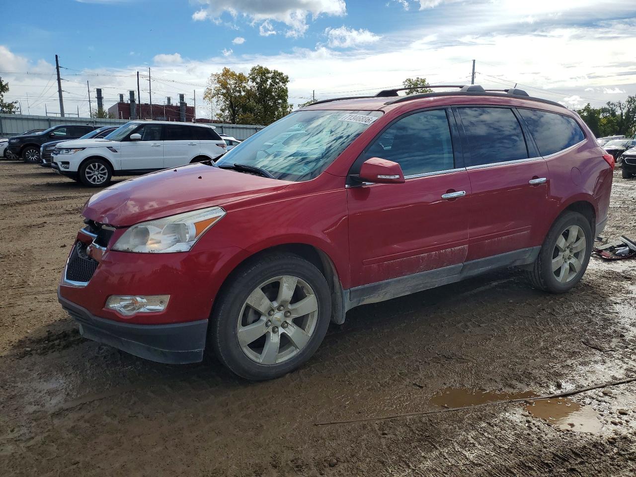 2012 CHEVROLET TRAVERSE LT — Front 3/4