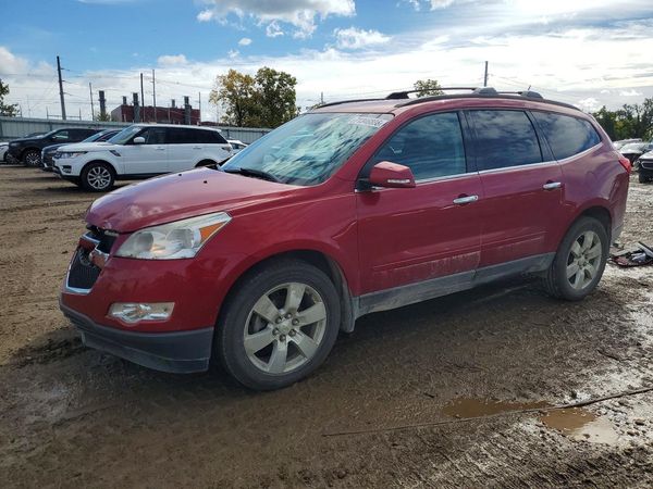 2012 CHEVROLET TRAVERSE LT — Front 3/4