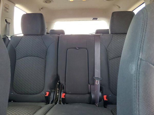 2012 CHEVROLET TRAVERSE LT — SUVN