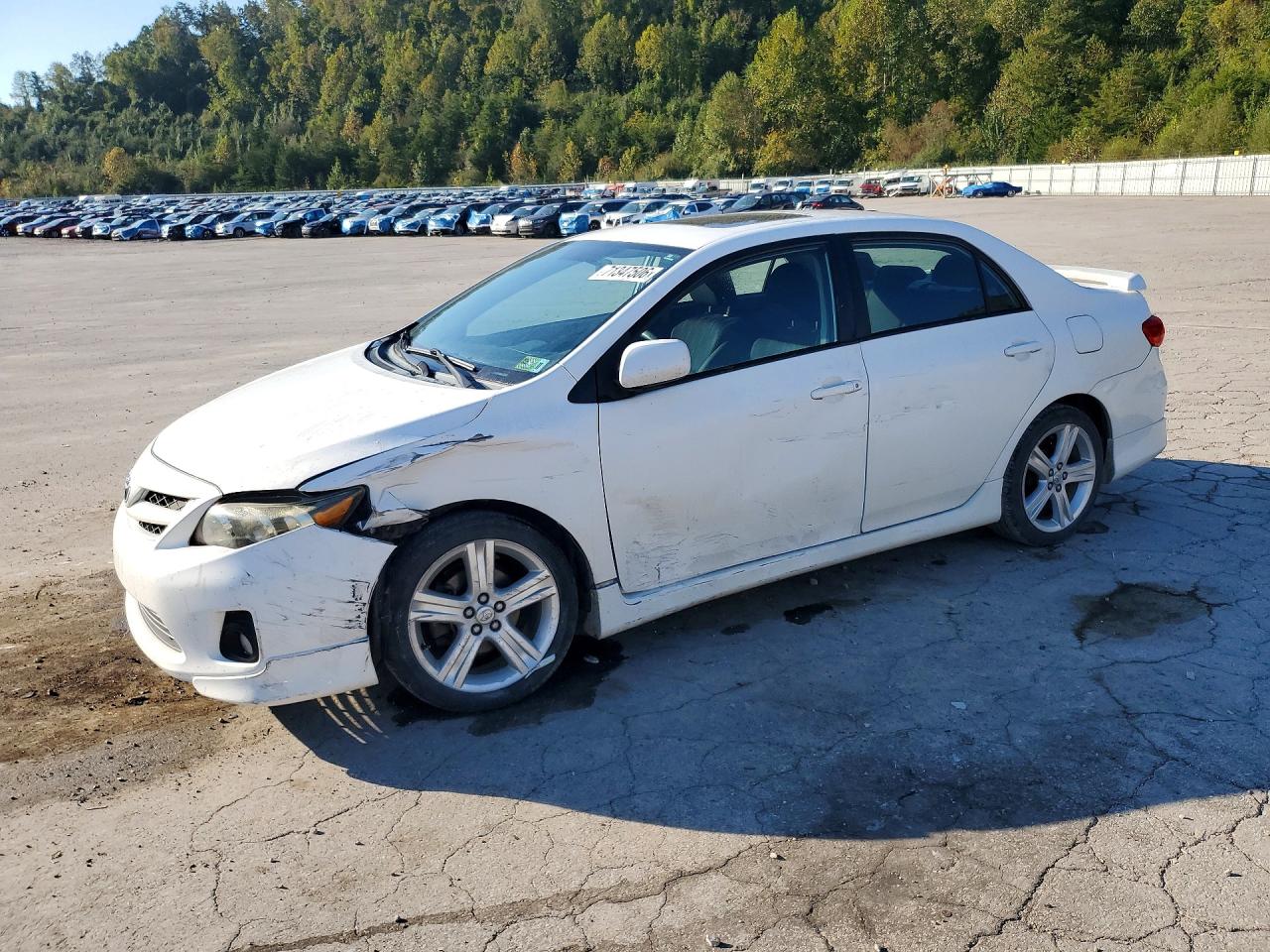 2013 TOYOTA COROLLA — Front 3/4