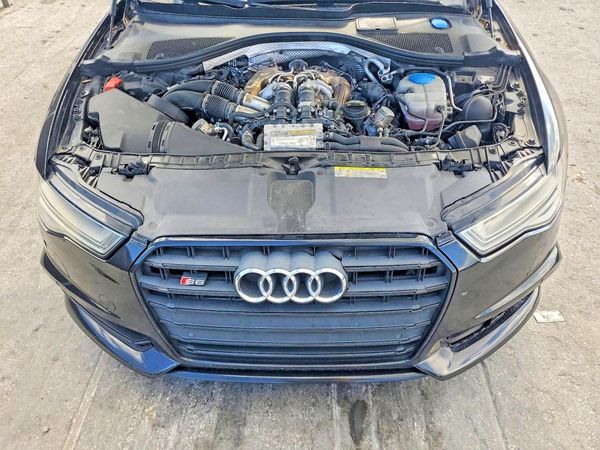 2017 AUDI S6 — Engine bay