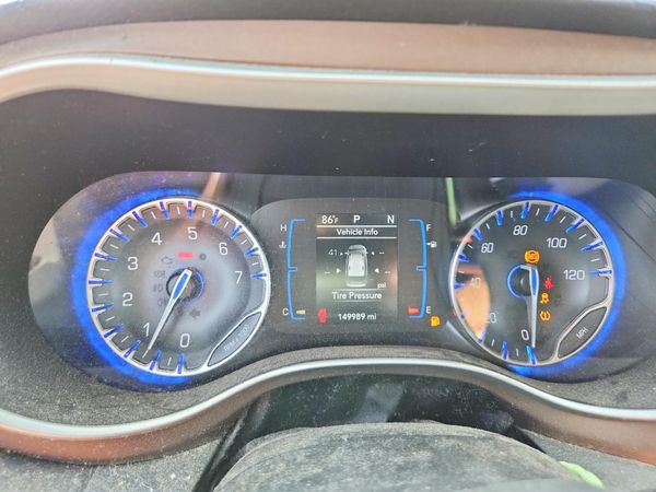 2017 CHRYSLER PACIFICA Touring — ODOM