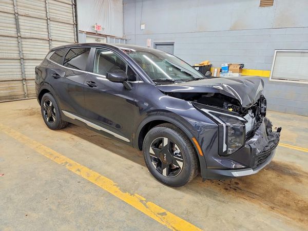 2027 KIA SPORTAGE LX — Passenger 3/4