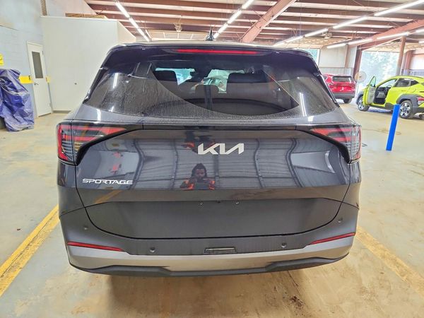 2027 KIA SPORTAGE LX — DIRR