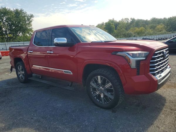 2022 TOYOTA TUNDRA Capstone — Passenger 3/4