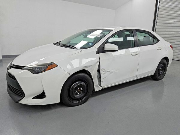 2018 TOYOTA COROLLA — DSFA — Front 3/4