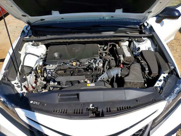 2024 TOYOTA CAMRY SE — Engine bay