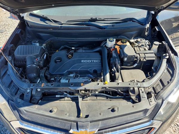 2018 CHEVROLET EQUINOX LT (1LT) — Engine bay