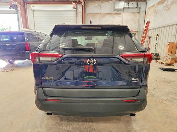 2021 TOYOTA RAV4 XLE — DIRR