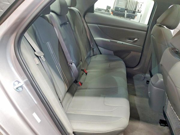 2025 HYUNDAI ELANTRA SEL Convenience — PSRS