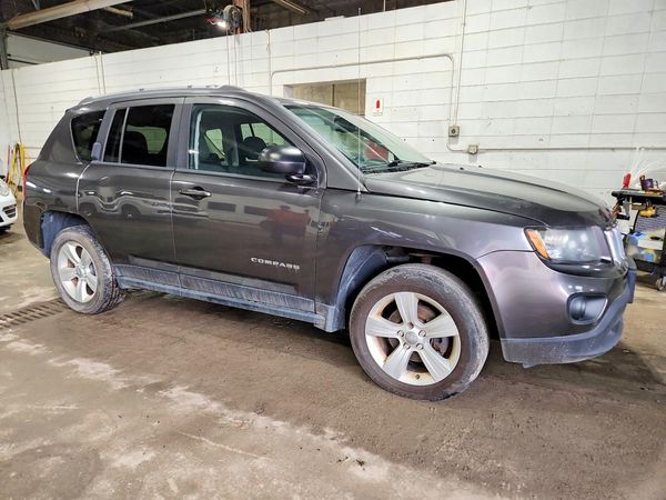 2016 JEEP COMPASS Sport — Passenger 3/4